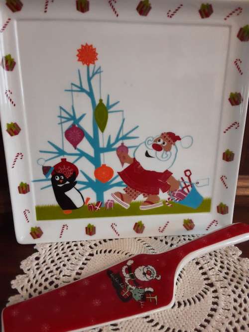 *CHRISTMAS* porcelain COMBO! Excellent condition! Both1 Price!