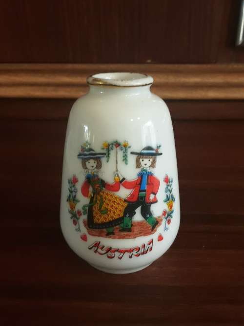 Collection of Quaint porcelain *TRINKETS* 4 for 1 Bid!!