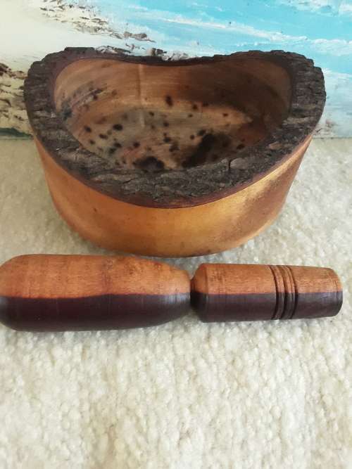 FAB!! Wooden *MORTAR + PESTLE*!!
