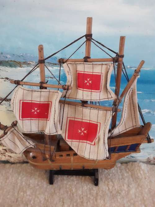 FOR the COLLECTORS!! *SHIP THEME* for Display ~ Model of VICTORIAN ship + Wall plate ~1 Bid!!