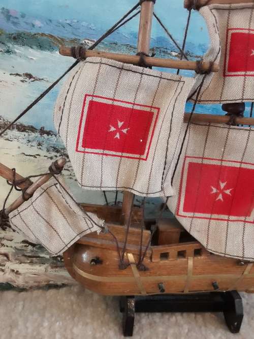 FOR the COLLECTORS!! *SHIP THEME* for Display ~ Model of VICTORIAN ship + Wall plate ~1 Bid!!
