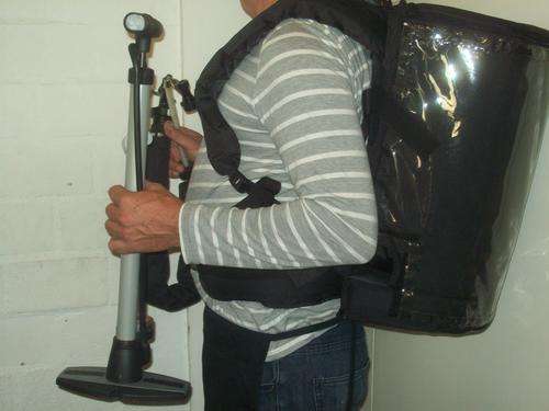 ROCKET MAN Mobile Drinks Dispenser BACK PACK for THE ENREPRENEUR!! MADE IN ITALY- AS NEW!!!