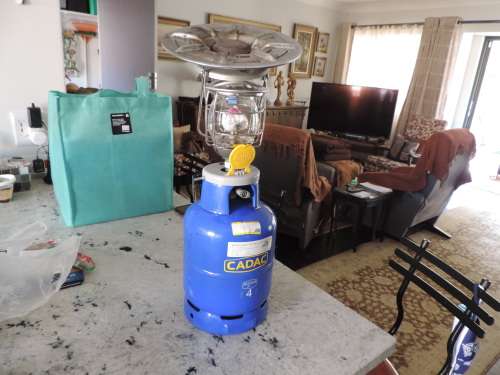 Gas Light and Cooker Top