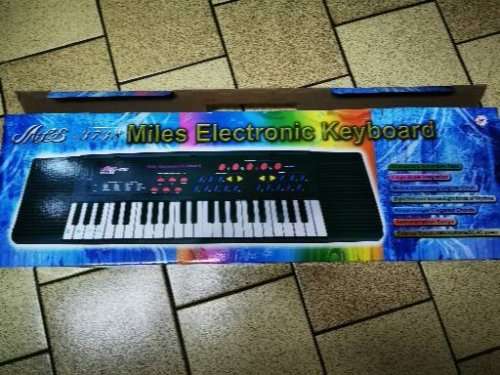 MILES 44 Key Children`s Electric Music Keyboard Piano for Beginners and Kids...