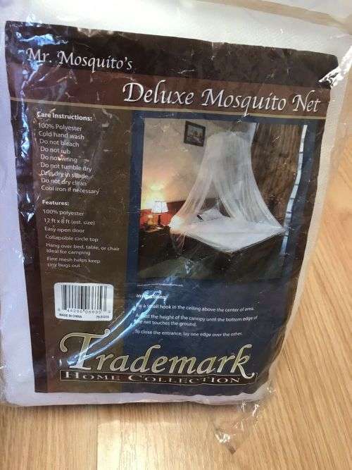 NEW IN PACK Trademark Home Collections Deluxe Mosquito Net ( BLUE, PINK & WHITE)