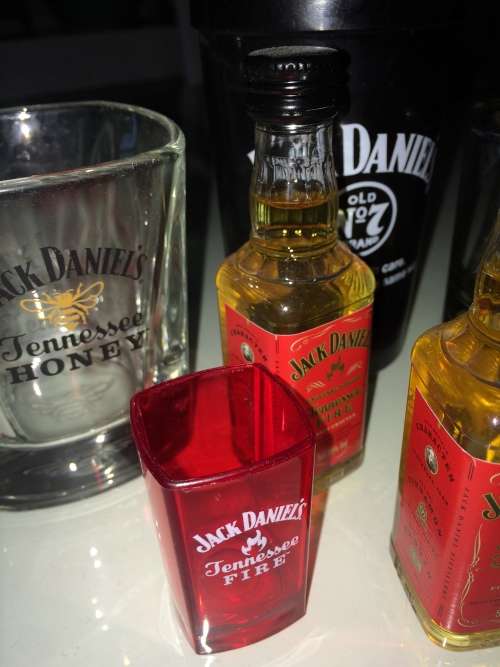 Jack Daniel's Tennessee Whiskey - Lot - Bid forr All
