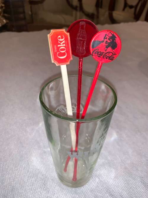 Wimpy Branded Coke Glass - With 3 Coca-Cola Swizzle Sticks