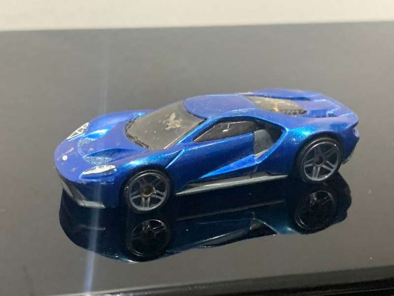 Hotwheels DieCast  17 Ford GT