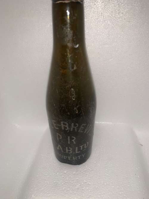 Old Castle Lager Beer Bottle - SA Breweries - Slight Damage At Base