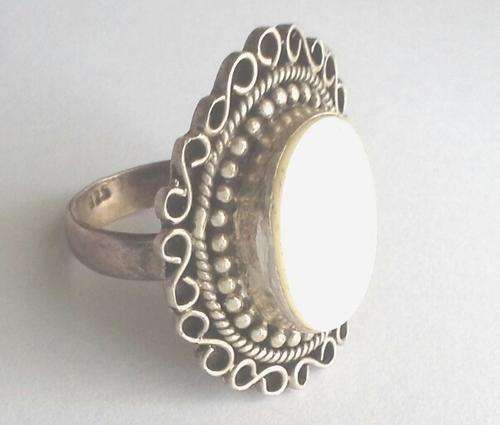 Intricate Mother of Pearl Ring Size 7