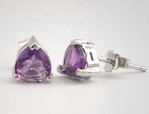 1.33cts Genuine Amethyst Earrings