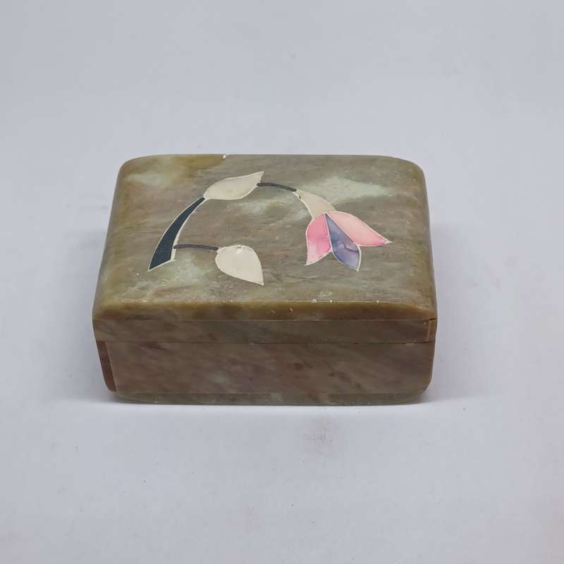 Vintage Carved Marble Trinket Jewelry Box with Mother of Pearl Flower Inlay Lid (7.9cm x 4.9cm)