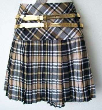 Girly Short Skirt - size 32