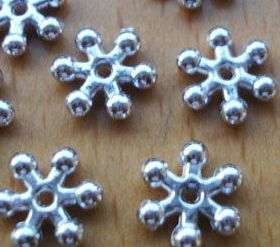50 x Tibet silver snowflake spacer beads 7mm