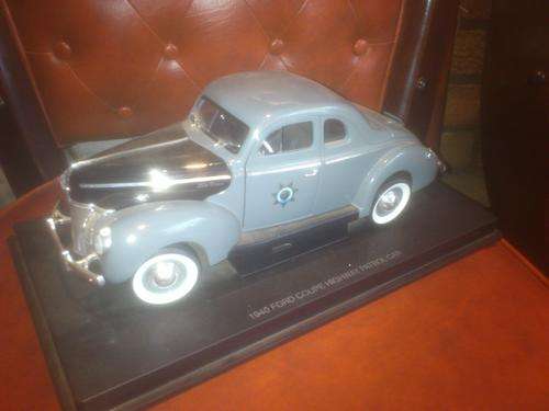 1940 FORD COUPE HIGHWAY PATROL CAR