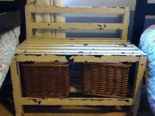 SHABBY BATHROOM/BEDROOM BENCH OF SOLID WOOD