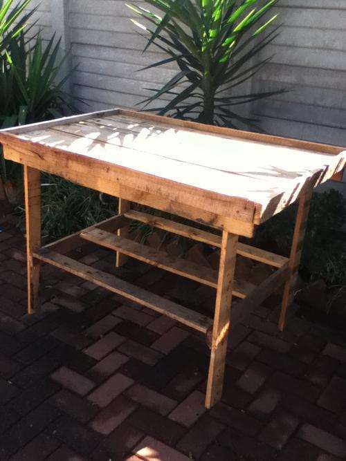RAW WOODEN POTTING TABLE MADE OF RE-CLAIMED WOOD