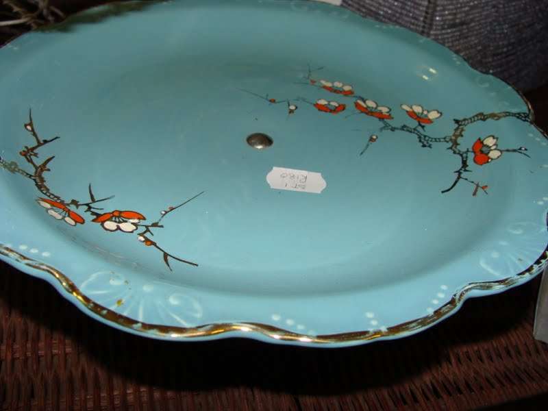 GORGEOUS BLUE VINTAGE CAKE PLATE - BEAUTIFUL!!