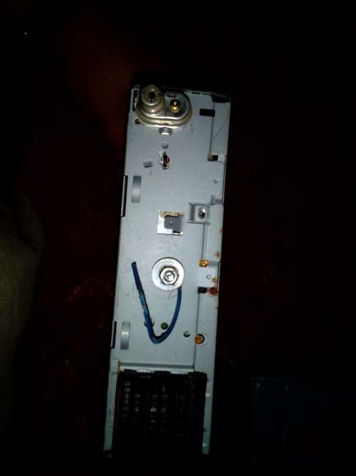 PHILLIPS TAPE AND RADIO CAR RADIO DC389  4X35W