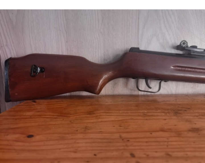 AIR RIFLE
