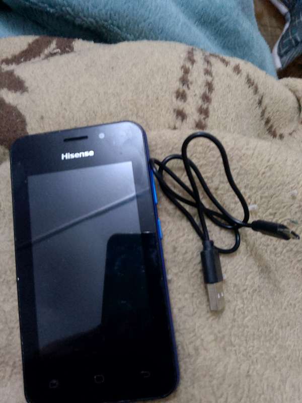 HISENSE U31 CELLPHONE