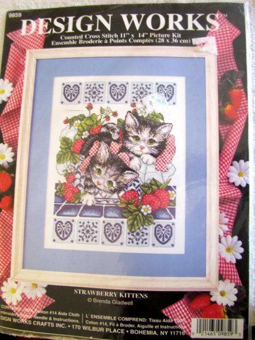 DESIGN WORKS - "Strawberry Kittens"