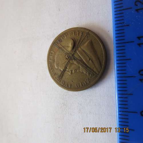 Fake 1896 Pond, deep scratches on both sides, as per photo