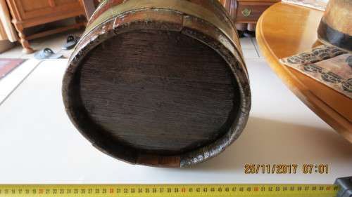 very old wood and brass bucket, 26cm diameter, 17cm high, as per photo
