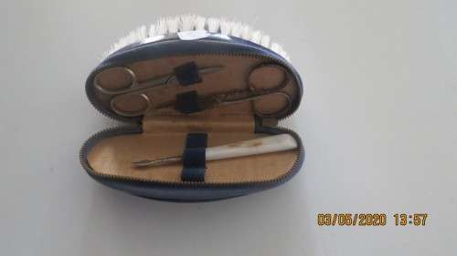 manicure brush set, as per photo