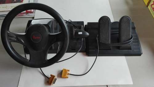 Genius steering wheel and pedals for computer games,slightly damaged,......,as per photos