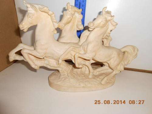 Italian statue of 3 horses, made from composition,looks like marble,  as per photo