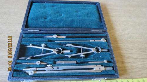 drawing set, as per photo