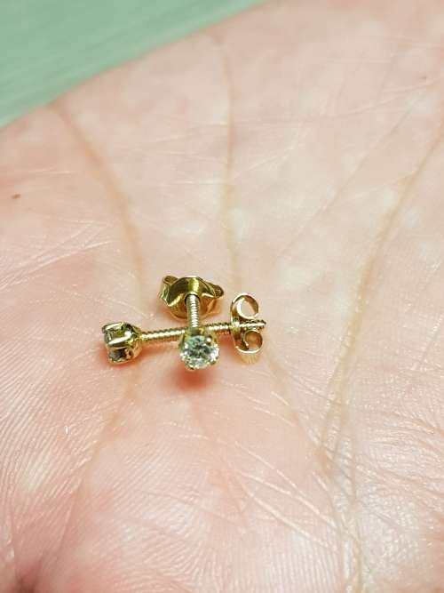 Diamond stud earrings