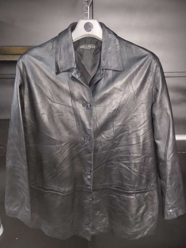 Men`s  Leather Jacket (100% genuine Leather))