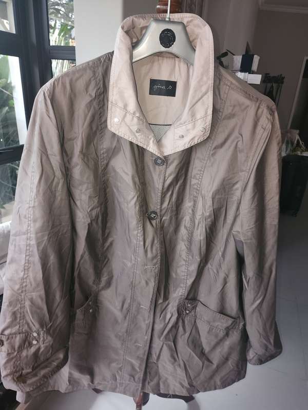 Women`s Winter Jacket (classic outdoor)