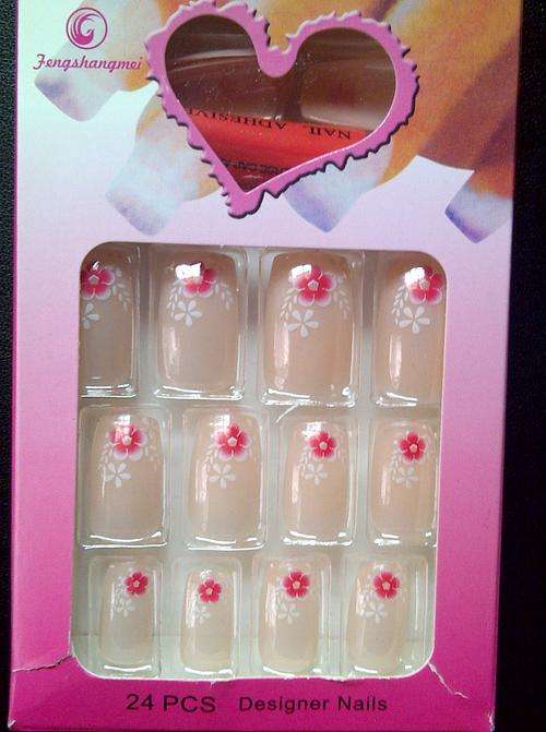 Beautiful Designer Nails - 24 PCS