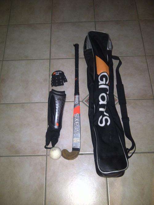 Grays Children Hockey stick with assessories