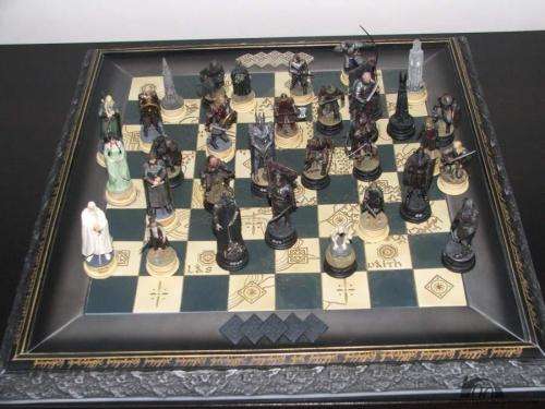 Lord Of The Rings Chess Set
