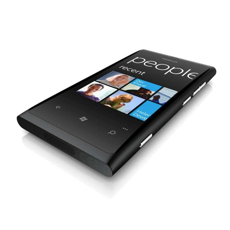 NOKIA LUMIA 800 LIKE NEW 4 MONTHS OLD