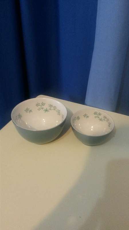 ROYAL DOULTON QUEENSLACE  (D6447)  75 pieces tea and dinner set