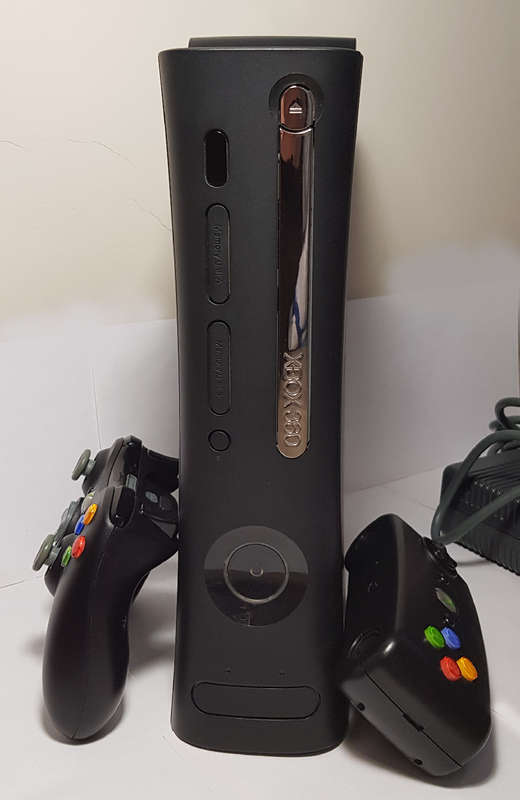 Microsoft Xbox 360 Elite 120GB Console + 1 Controller + 1 Remote + 6 games -All In Perfect Condition