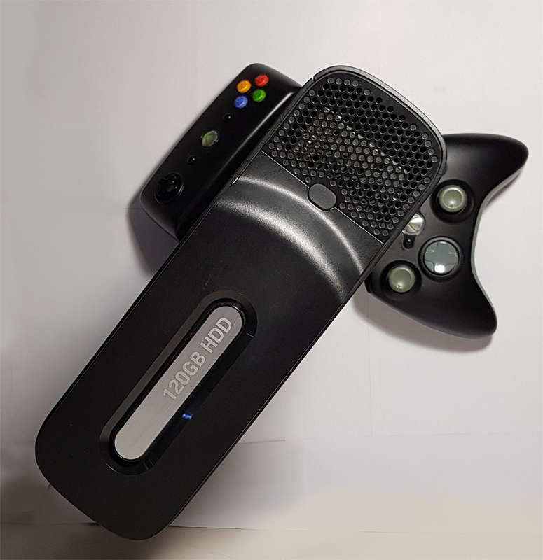 Microsoft Xbox 360 Elite 120GB Console + 1 Controller + 1 Remote + 6 games -All In Perfect Condition