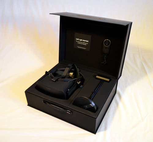 Oculus Rift Headset - Complete Setup & Box ** EXCELLENT CONDITION **