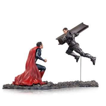 DC Collectibles Man of Steel Superman vs. Zod 1 Statue, Scale 12