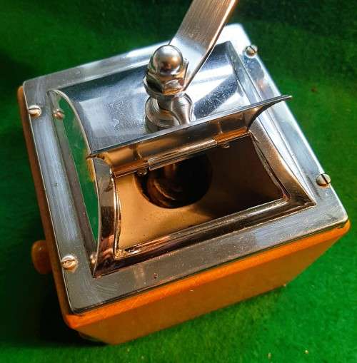 DE VE COFFEE GRINDER MADE IN HOLLAND