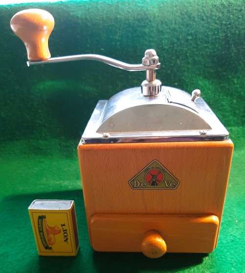 DE VE COFFEE GRINDER MADE IN HOLLAND