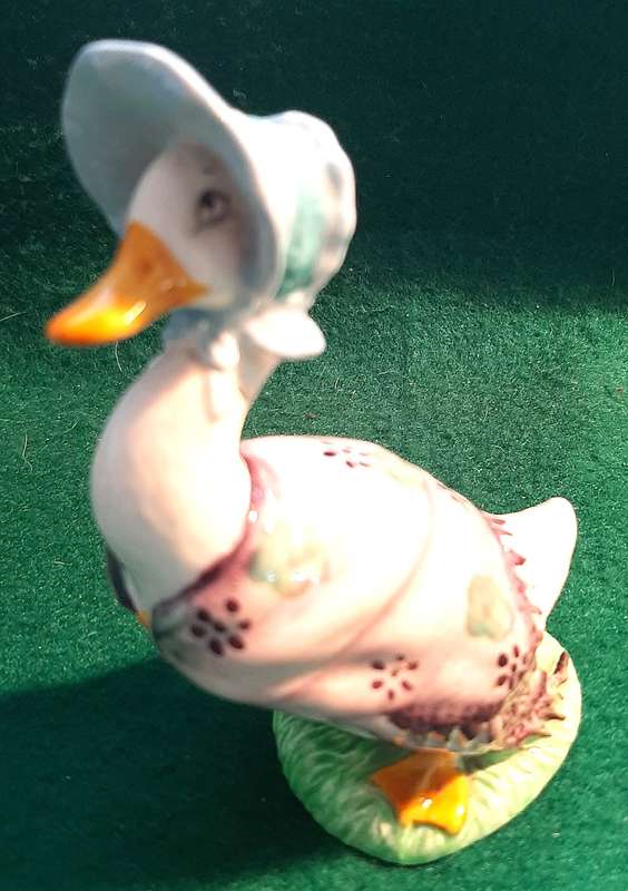 BEATRIX POTTTER BESWICK JEMIMA PUDDLE DUCK FIGURINE
