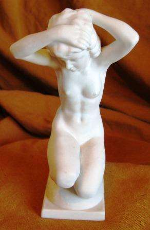 HUTCHENREUTHER FIGURINE OF A NAKED LADY