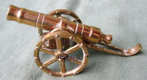 SOLID BRASS ORNAMENTAL CANNON
