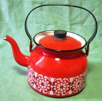 VINTAGE ARABIA FINEL TEA KETTLE/TEAPOT MADE IN FINLAND AND DESIGNED BY KAJ FRANCK